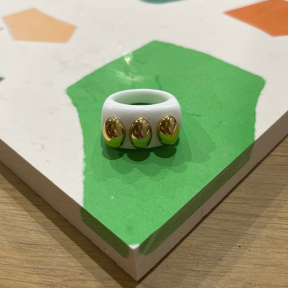 La Manso knuckle duster